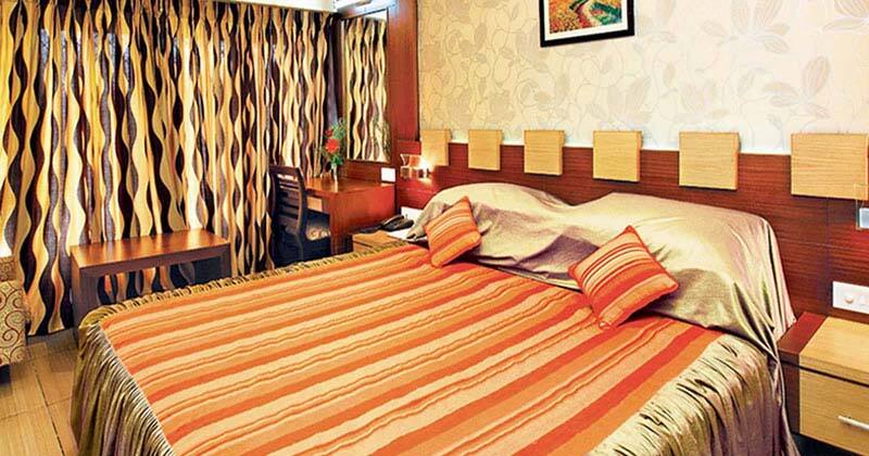 Hotel Sixer, Alleppey 2